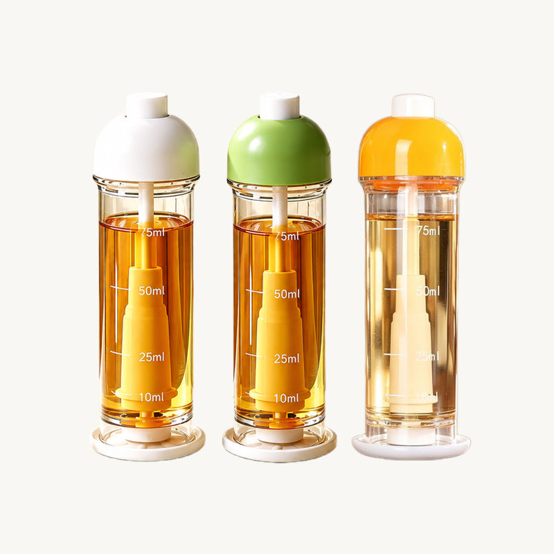 🍳💧 Cooking oil sprayer with a downward-facing je