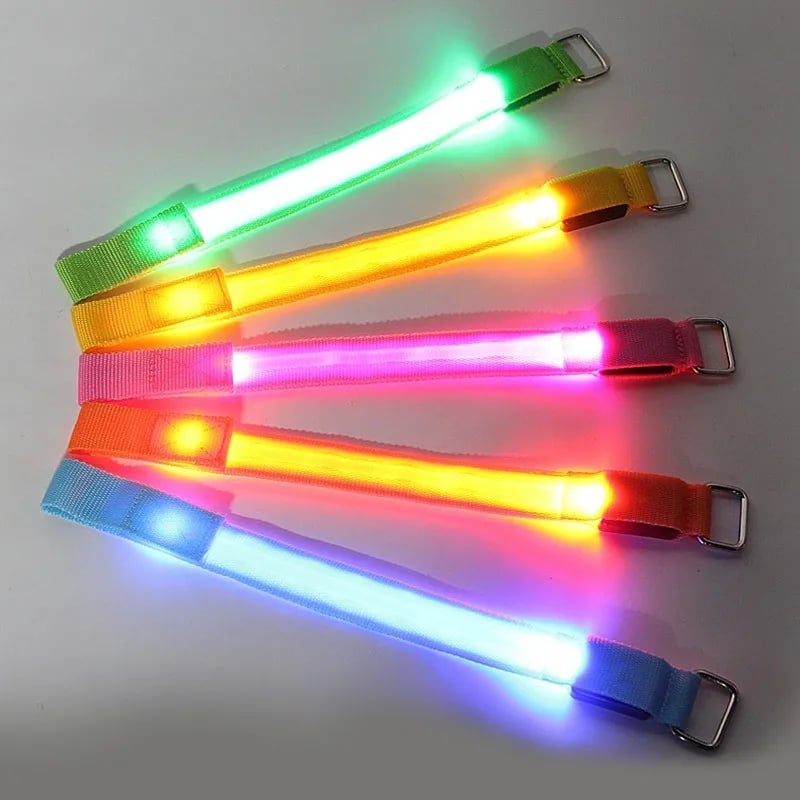 🐎 Horse LED Leg Straps – 4 Pack | Rechargeable Night Riding Safety Lights | Adjustable Velcro Fit for Horses of All Sizes ✨
